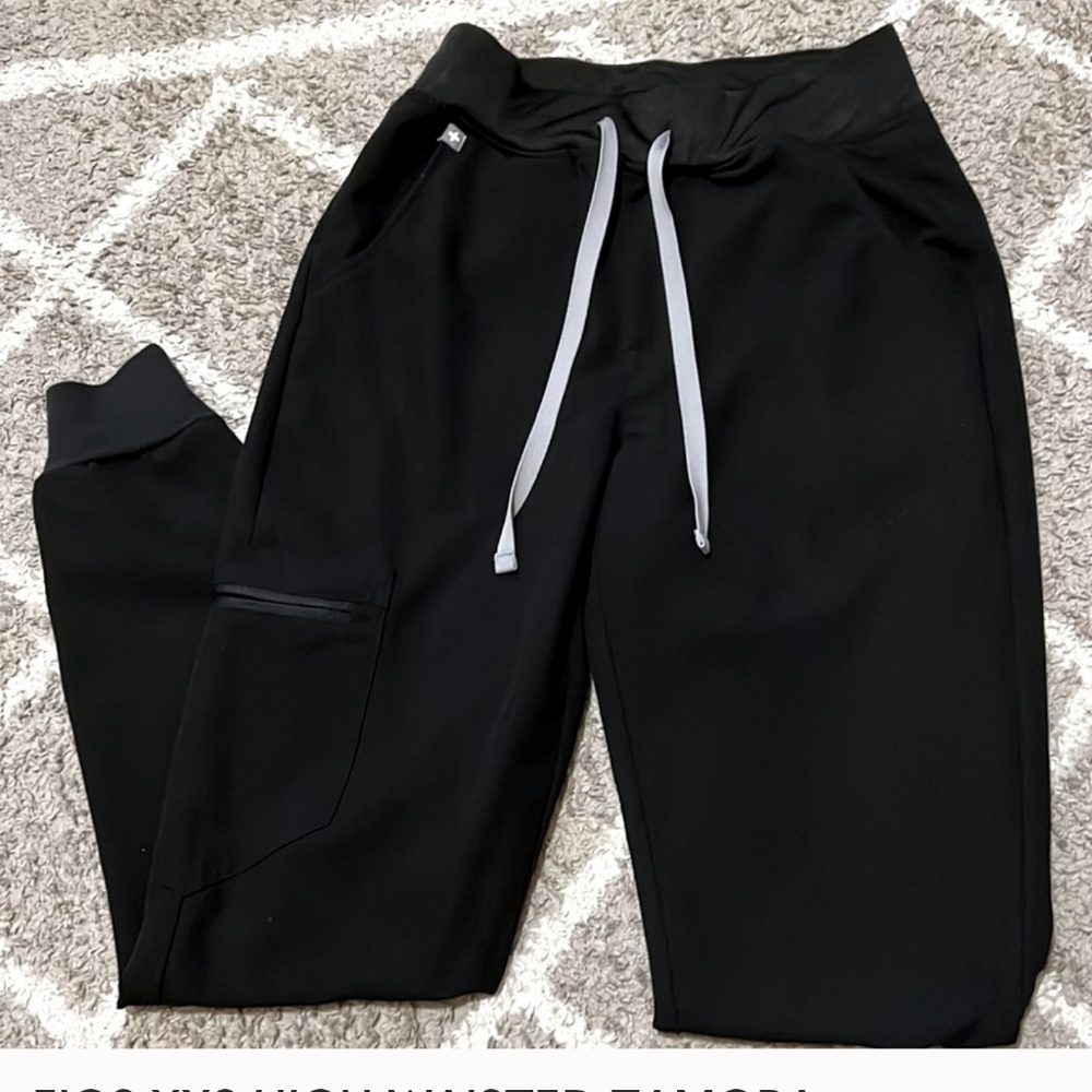 Figs Zamora high waisted black joggers